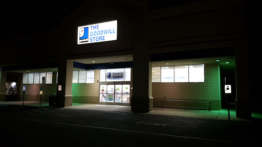 Thrift Store «Goodwill», reviews and photos, 228 NJ-35, Cliffwood, NJ 07721, USA