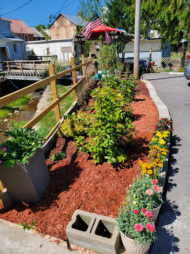 Liquor Store «Clear Spring Liquors», reviews and photos, 126 Cumberland St, Clear Spring, MD 21722, USA