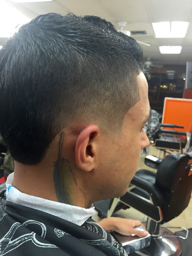 Barber Shop «Big Apple Style Barbershop», reviews and photos, 105 S Federal Hwy, Dania Beach, FL 33004, USA