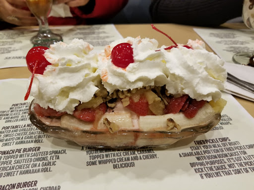 American Restaurant «Newport Creamery», reviews and photos, 1256 Warwick Ave, Warwick, RI 02888, USA