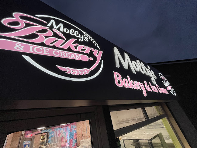 Molly's Bakery & Ice Cream