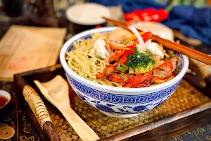 Noodle and Rice Cannonvale Chinese Takeaway Restaurant image