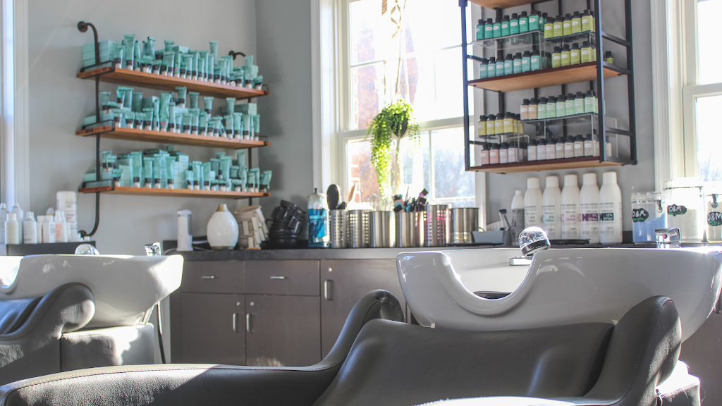 Blu Boutique Salon 21104