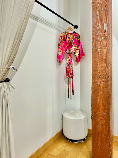 Bridal Shop «Ania Bridal», reviews and photos, 521 SW 11th Ave #100, Portland, OR 97205, USA