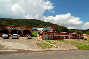 Centro Recreativo La Laguna image