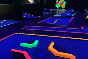 7th Street Mini Golf and Game Parlour image