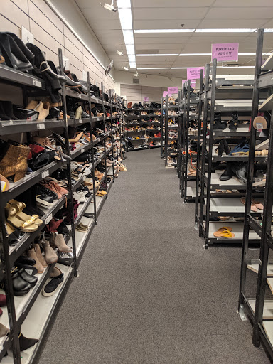 Department Store «Last Chance Clearance Store», reviews and photos, 1919 E Camelback Rd, Phoenix, AZ 85016, USA