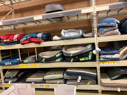 Pet Supply Store «PetSmart», reviews and photos, 533 S Tracy St, Wichita, KS 67209, USA