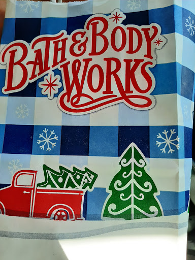 Beauty Supply Store «Bath & Body Works», reviews and photos, 2024 S University Dr, Davie, FL 33324, USA