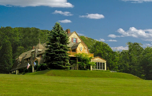 Inn at Lake Joseph, 162 St Josephs Rd, Forestburgh, NY 12777, USA, 