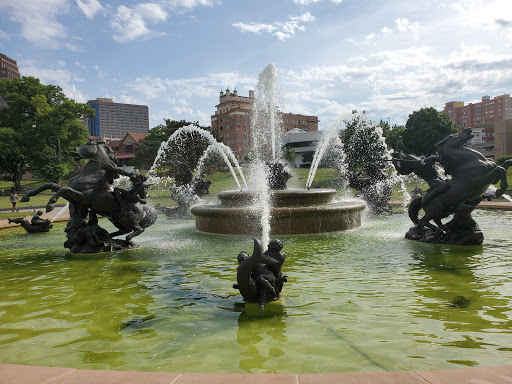 Kansas City Fountain Tours