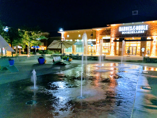 Shopping Mall «The Shops at Highland Village», reviews and photos, 1701 Shoal Creek, Highland Village, TX 75077, USA