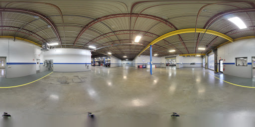 Auto Body Shop «Herb Chambers Collision Center of Braintree», reviews and photos, 75 Lundquist Dr, Braintree, MA 02184, USA