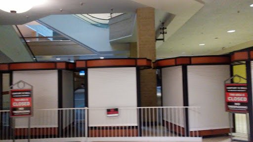 Shopping Mall «Century III Mall», reviews and photos, 3075 Clairton Rd, West Mifflin, PA 15123, USA