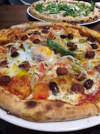 Plats et boissons du Pizzeria Bella Pizza à Aubervilliers - n°10