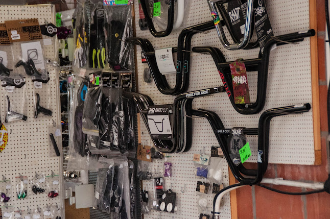 Beoordelingen van Heavens Gate BMX Shop in Sint-Niklaas - Fietsenwinkel