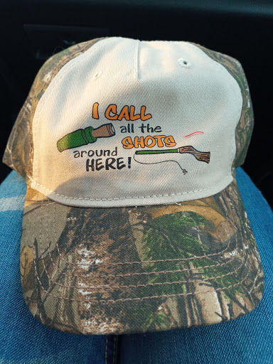 American Restaurant «Cracker Barrel Old Country Store», reviews and photos, 2012 E 59th St, Anderson, IN 46013, USA