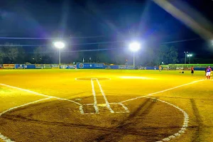 Estadio Guillermo Suriel image
