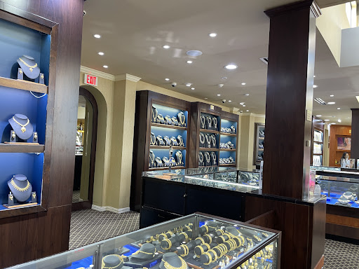 Jewelry Store «Malani Jewelers, Dallas (TX) - 22Kt Gold & Diamond Jewelry», reviews and photos, 300 S Central Expy, Richardson, TX 75080, USA
