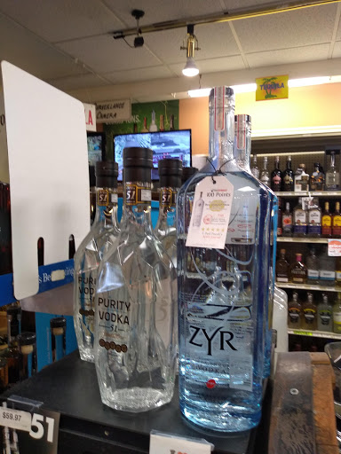 Liquor Store «67 Wine & Spirits Inc», reviews and photos, 5479 N Federal Hwy, Fort Lauderdale, FL 33308, USA