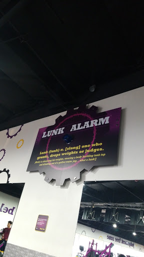 Gym «Planet Fitness», reviews and photos, 3535 W Walnut Ave, Visalia, CA 93277, USA