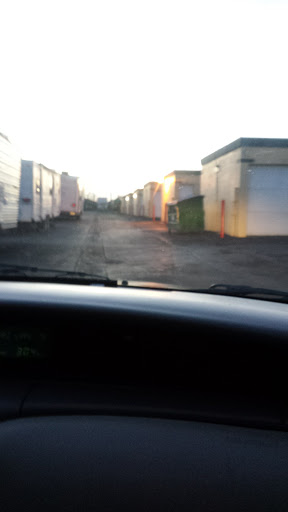 Self-Storage Facility «Waterloo Road Storage», reviews and photos, 1919 N Broadway Ave, Stockton, CA 95205, USA