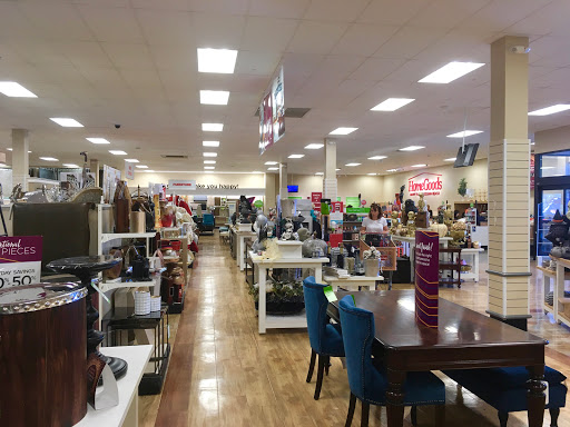 Department Store «HomeGoods», reviews and photos, 961 Lomas Santa Fe Dr, Solana Beach, CA 92075, USA