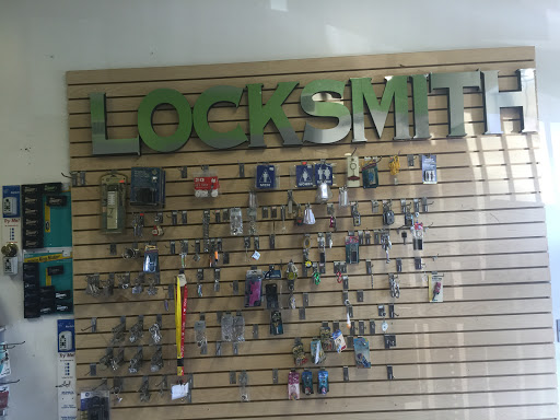 Locksmith «Lock Solutions Locksmith», reviews and photos, 11107 Burbank Blvd, North Hollywood, CA 91601, USA