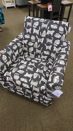 Furniture Store «Raymour & Flanigan Furniture and Mattress Store», reviews and photos, 2795 Richmond Ave, Staten Island, NY 10314, USA