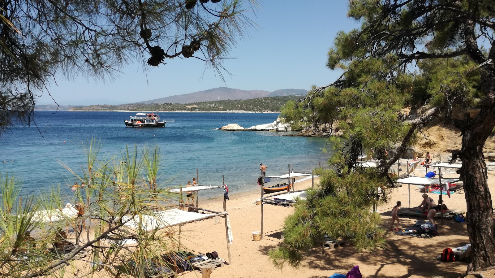 Foto av Salonikios beach beläget i naturområde