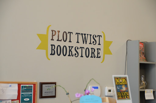 Book Store «Plot Twist Bookstore», reviews and photos, 502 N Ankeny Blvd, Ankeny, IA 50023, USA