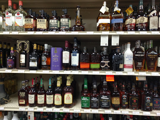 Liquor Store «Stony Brook Wine & Liquor», reviews and photos, 2192 Nesconset Hwy, Stony Brook, NY 11790, USA