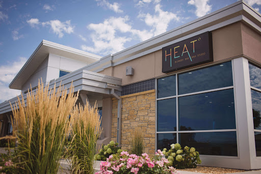 Hair Salon «Heat Blowdry Bar and Wax Studio Hair Salon», reviews and photos, 1591 Tullamore St, Mankato, MN 56001, USA