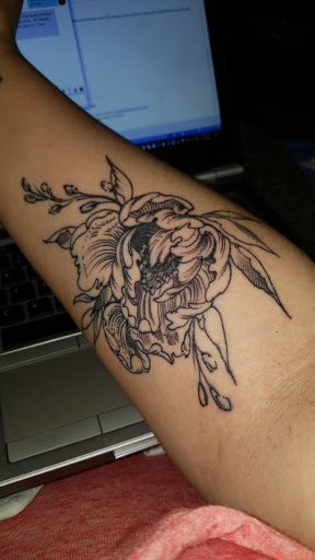 Tattoo Shop «Hudson Valley Tattoo Company», reviews and photos, 1552 U.S. 9, Wappingers Falls, NY 12590, USA