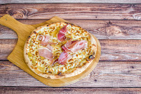 Aliment-réconfort du Restauration rapide Distributeurs pizzas et plats La table de Marie à Pontaumur - n°8