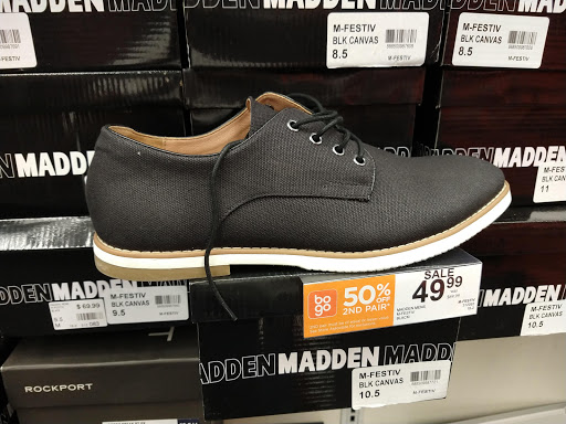 Shoe Store «Rack Room Shoes», reviews and photos, 12801 W Sunrise Blvd #293, Sunrise, FL 33323, USA