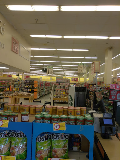 Grocery Store «Winn-Dixie», reviews and photos, 2750 W 68th St #201, Hialeah, FL 33016, USA