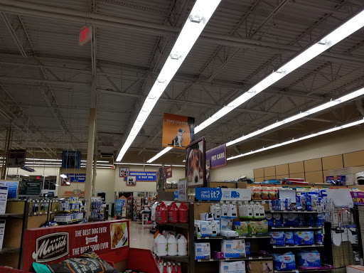 Pet Supply Store «Petco Animal Supplies», reviews and photos, 1065 Kennedy Rd, Windsor, CT 06095, USA