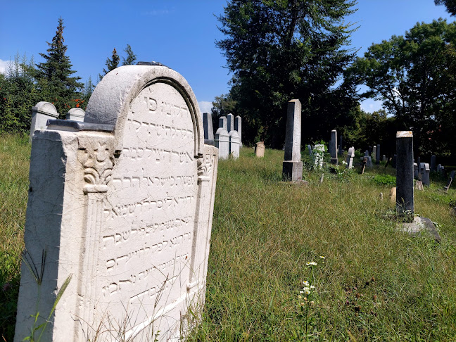 Recenze na Židovský hřbitov v Břeclav - Kostel