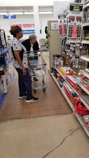Hardware Store «Harbor Freight Tools», reviews and photos, 2 E 9 Mile Rd #6, Pensacola, FL 32534, USA