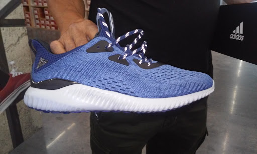 Shoe Store «WSS», reviews and photos, 16209 Paramount Blvd, Paramount, CA 90723, USA