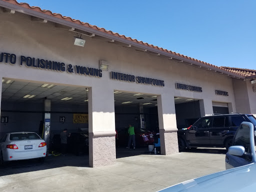 Wash & Mart Gas Station and Carwash en Escondido