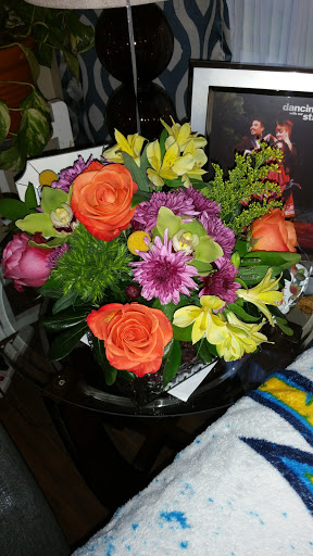 Florist «Point Loma Village Florist», reviews and photos, 3020 Cañon St, San Diego, CA 92106, USA