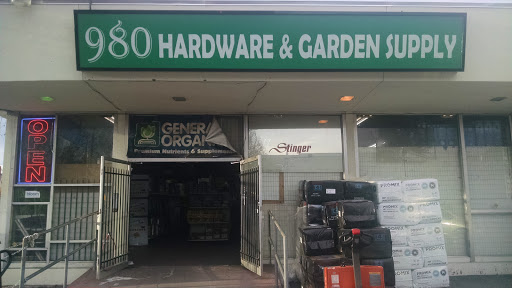 980 Hardware and Garden Supply