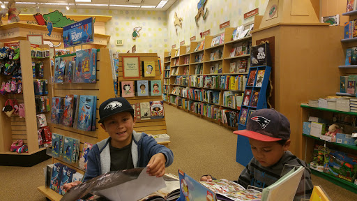 Book Store «Barnes & Noble Booksellers Ventura», reviews and photos, 4820 Telephone Rd, Ventura, CA 93003, USA