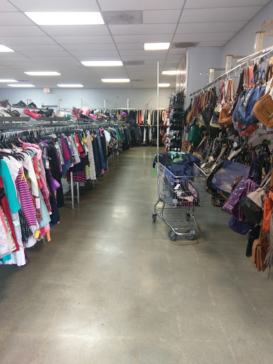 Thrift Store «Goodwill of Silicon Valley», reviews and photos, 151 E Washington Ave, Sunnyvale, CA 94086, USA