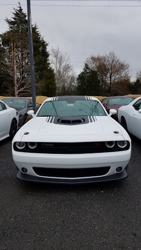 Chrysler Dealer «Dulles Motorcars», reviews and photos, 107 Catoctin Cir SE, Leesburg, VA 20175, USA