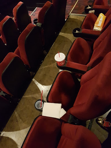 Movie Theater «Regal Cinemas Longview 14», reviews and photos, 3070 N Eastman Rd, Longview, TX 75605, USA