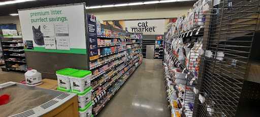Pet Supply Store «Petco Animal Supplies», reviews and photos, 1419 Towne Square Blvd NW, Roanoke, VA 24019, USA