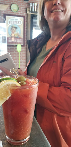 Restaurant «Balloons Restaurant & Night Club», reviews and photos, 20 Monroe St, Ellicottville, NY 14731, USA